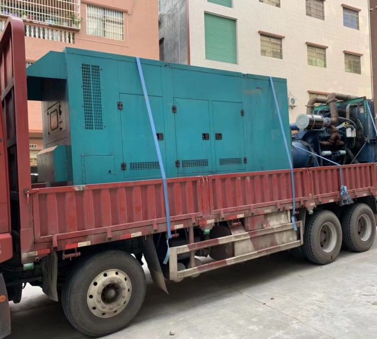 新干如何在不同负载率下确保 400KW 柴油发电机组的正常运行？
